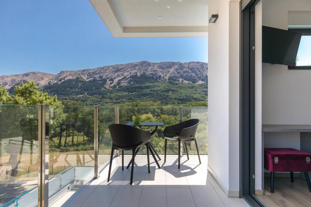 Villa Supernus With Heated Pool 巴斯卡 外观 照片