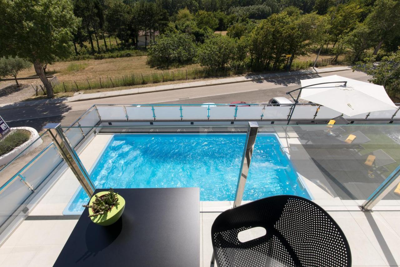 Villa Supernus With Heated Pool 巴斯卡 外观 照片